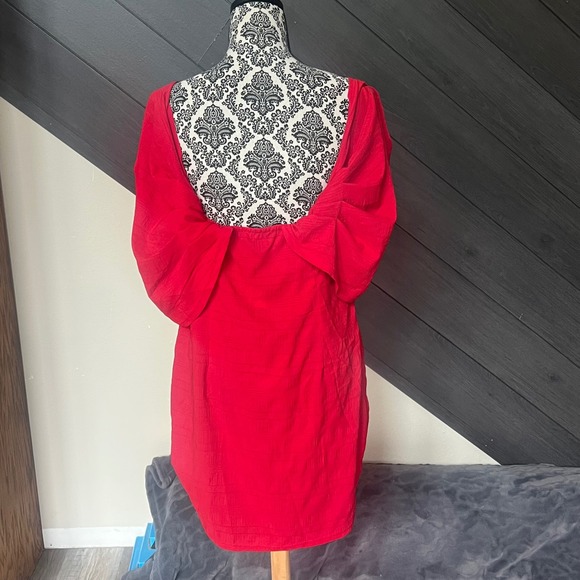PrettyLittleThing Women's Red Off Shoulder Mini Dress Size 14 Ruched Party - Picture 2 of 7